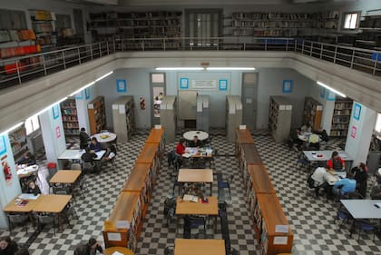 La Fauba advierte por el impacto en la calidad académica y el futuro del sistema científico