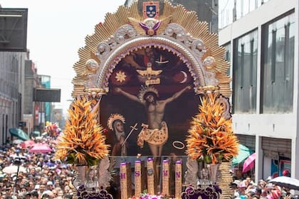 La fe no es una simple teoría ni una experiencia mística reservada para unos pocos