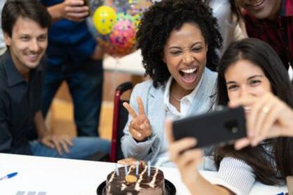 La fecha de tu cumpleaños es otro de los datos que no deberías compartir