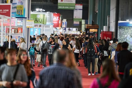 La FEL es la entidad que organiza anualmente la Feria del Libro de Buenos Aires, el evento cultural más importante del país, en la Rural