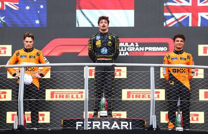 La felicidad de Charles Leclerc, ganador en Monza, contrasta con la pesadumbre de Oscar Piastri y Lando Norris; McLaren aplicó la papaya rules y no modificó la posición de sus pilotos para empujar al británico en la pulseada por el título