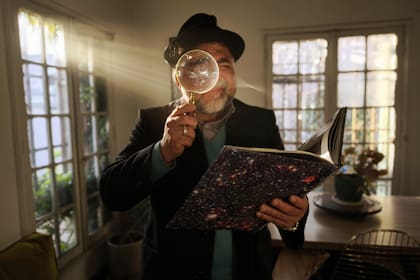 ...La felicidad, para Greta, es un cuadro que se pinta con muchos juegos y libertad.... (Fotografía tomada por Greta Rico en Chile, donde compartió sus días con astrónomos)