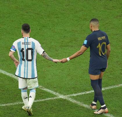 La felicitación de Mbappé a Messi por su cumpleaños