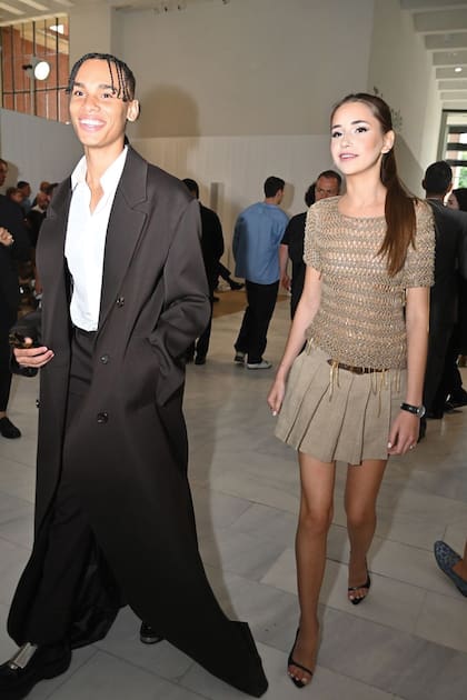 La feliz novia de Alexandre se llama Savannah, tiene 20 años y es bisnieta de Kilian Hennessy, cofundador del conglomerado de lujo LVMH.