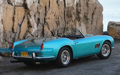 La Ferrari 250 GT SWB California Spider de 1962 se fue por más de US$18 millones