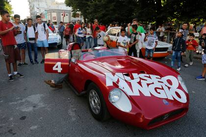 La Fiesta del Automovilismo, que incluye paseos en autos clásicos, homenajes y conciertos multitudinarios