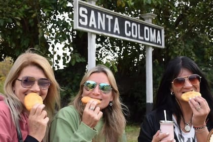 La Fiesta Nacional del Mondongo y la Torta Frita es en el predio de la estación de tren de Santa Coloma, Baradero