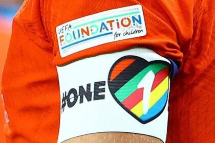 La FIFA prohibió el brazalete One Love