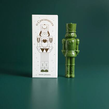 La figura de chocolate inspirada en el personaje del cascanueces tiene un valor de mercado de 54.000 pesos