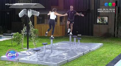 La final de la "prueba del líder" entre Romina y Maxi