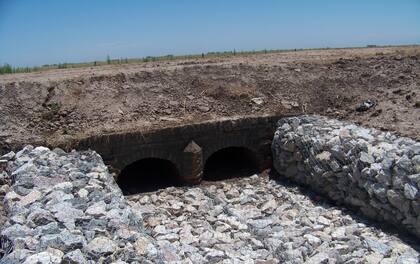 La finalización del tramo San Francisco-Río Carcarañá permitirá la limpieza y rectificación del sistema de canales que se utilizan para controlar los niveles freáticos y para evacuar los excedentes de agua en una gran cuenca de 12.500 km2