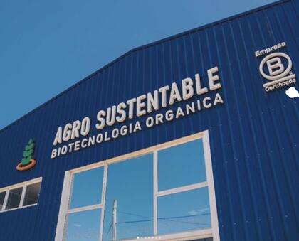 La firma Agrosustentable tiene un galpón con un par de oficinas en el Parque Industrial Posadas. Sin embargo, sus 3 socios (Joaquín Basanta, Matías Imperiale y Oscar Arellano) no viven en Misiones. Es la única sede de la firma