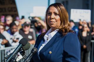 La fiscal de NY Letitia James se declara inocente en caso de fraude impulsado por Trump