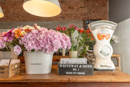 La florería dentro de L'Epicerie fue una incorporación de su última locación. "Muy rápidamente nos dimos cuenta de que había un mercado ahí, fue una buena idea".