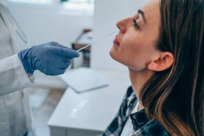 La flurona es un infección simultánea de gripe y Covid-19. Foto: Istock