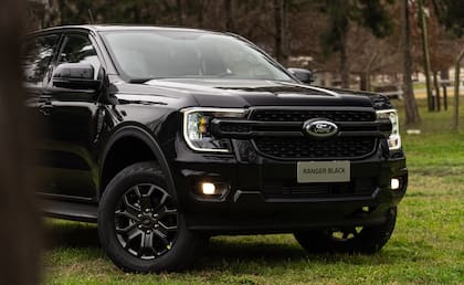 La Ford Ranger Black cotiza a $59.598.400 este mes