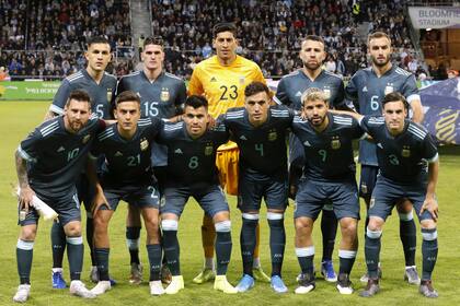 La formación titular que enfrentó a Uruguay, en noviembre: el empate 2-2 fue el último partido de 2018