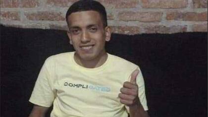 La foto con la cual su ex profesora decidió recordarlo