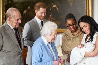 Harry y Meghan presentaron a su primer hijo: Archie Harrison