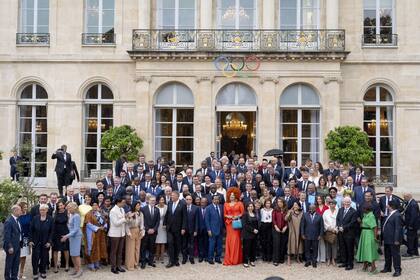 La foto de familia de los mandatarios que fueron a la inauguración de los Juegos Olímpicos