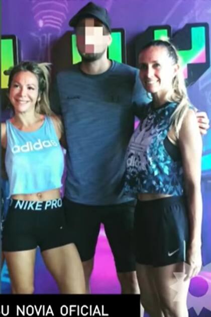 La foto de Gisela Dulko y su amiga Verónica difundida en Los ángeles de la mañana (eltrece)