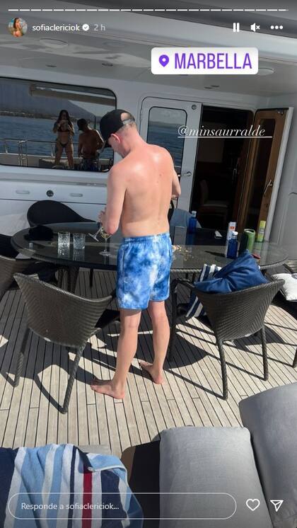 La foto de Martin Insaurralde y Sofía Clerici en un lujoso yate en Marbella