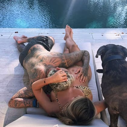 La foto de Mauro Icardi y la China Suárez en Turquía que alimentó los rumores de embarazo (Foto: Instagram @mauroicardi)