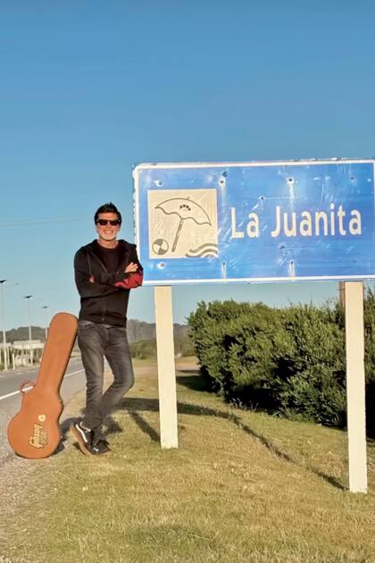 La foto
de Nico con su guitarra con la que dieron a conocer la noticia de que el conductor se lanzaba con su banda.
