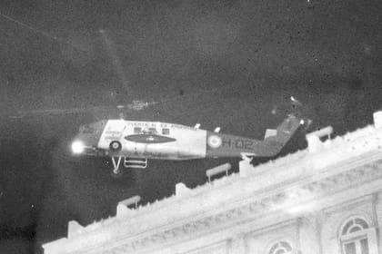 La foto del helicóptero con Isabel Perón partiendo de la Casa Rosada en la madrugada del 24 de marzo de 1976 obsesionó a Facundo Pastor