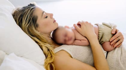 La foto en la cual Amber Heard presentó a su hija