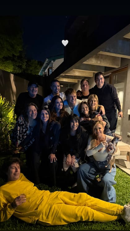 La foto grupal después de la cena que organizaron algunos de los MasterChef el sábado