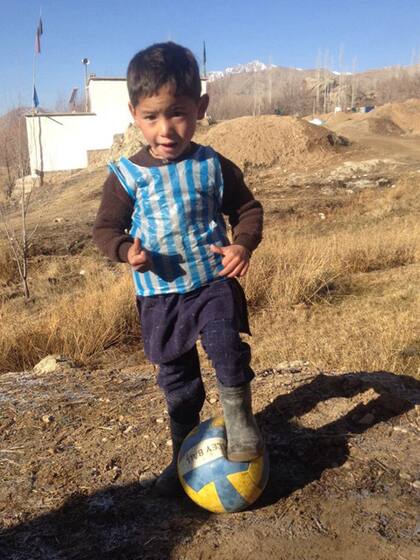 La foto original publicada en Facebook por la familia del niño