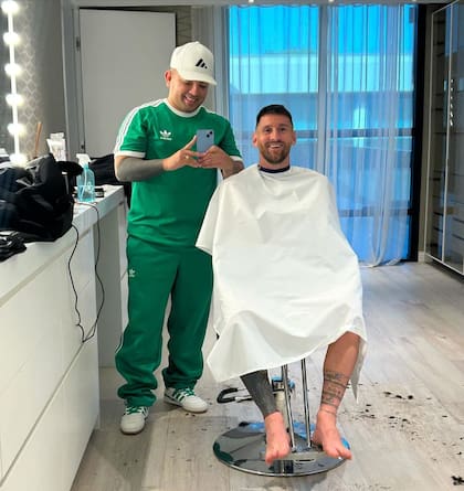 La foto que compartió Dani Ale en su cuenta personal de Instagram junto a Lionel Messi