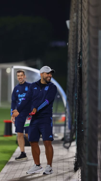 La foto que compartió el Kun mientras la selección entrenaba en la Universidad de Doha