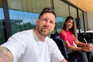 La foto cholula de Messi y Anto Roccuzzo con una estrella internacional que posó con ellos