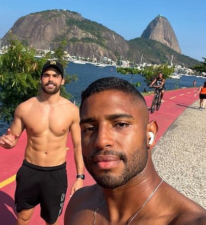 La foto que publicó Reis da Silva el 7 de diciembre pasado y que tanta repercusión tuvo, junto con su novio Guilherme: "Feliz cumpleaños, feliz vida, te amo mucho”