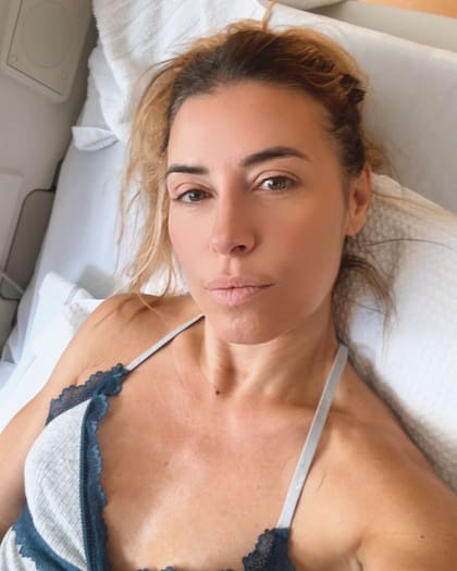 La foto que se sacó Mariana Brey tras la operación. Foto/Instagram: @breymariana