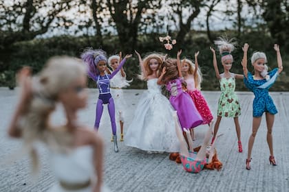 La fotógrafa usó toda su experiencia en bodas reales para retratar la de Barbie.