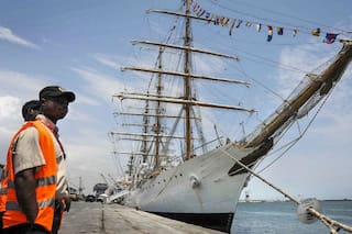 El embargo de la Fragata Libertad y una leyenda increíble: ¿fue recuperada gracias a una gestión de Julio Grondona?