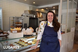 La francesa que recrea los sabores de su infancia en un café con pâtisserie artesanal