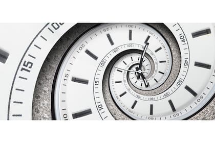 La frase “el tiempo es dinero” es una de las grandes falacias que confunde que el tiempo se pueda usar, gastar, consumir y aprovechar al máximo