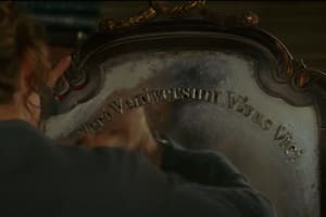 La frase "Vi Veri Universum Vivus Vici" aparece escrita sobre un espejo dentro de la Galería de las Sombras en el film (Foto: Captura película)