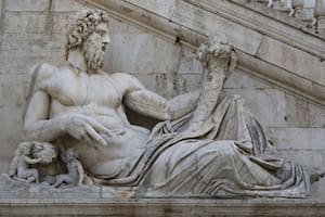 La frase "Vincit qui patitur" fue una de las más poderosas del imperio romanos