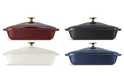 La fuente para horno que vende Sam's Club está disponible en granate con dorado, negro con dorado, blanco con dorado y azul marino mate con plateado (Sam's Club)