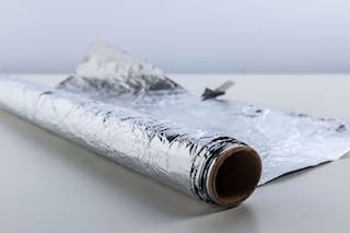 El método infalible con papel aluminio para combatir la humedad