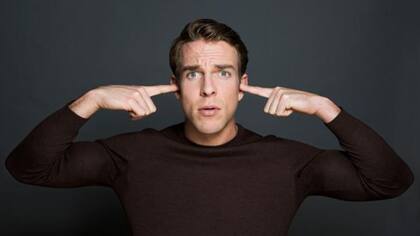 La función principal de la oreja es actuar como una trompeta, filtrando y canalizando las ondas sonoras hacia el oído medio