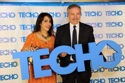 Victoria Donda y Felipe Solá