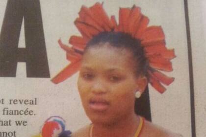 La futura esposa del Rey, en un recorte de periódico local