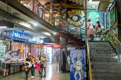 La Galería Bond Street se caracteriza por sus graffities internos