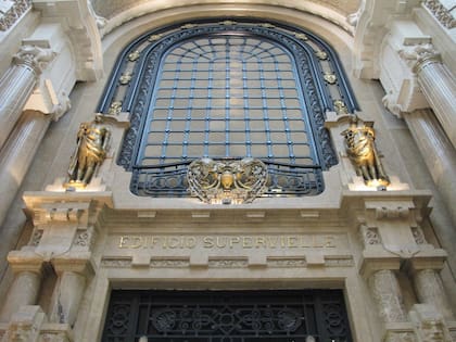 La Galería Güemes es un ejemplo de art nouveau